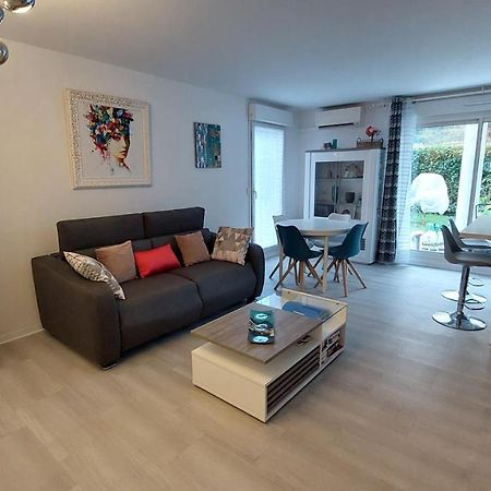 Charmant Appartement Residentiel Avec Terrasse, Jardin Privatif Et Piscine A Cannes Bagian luar foto