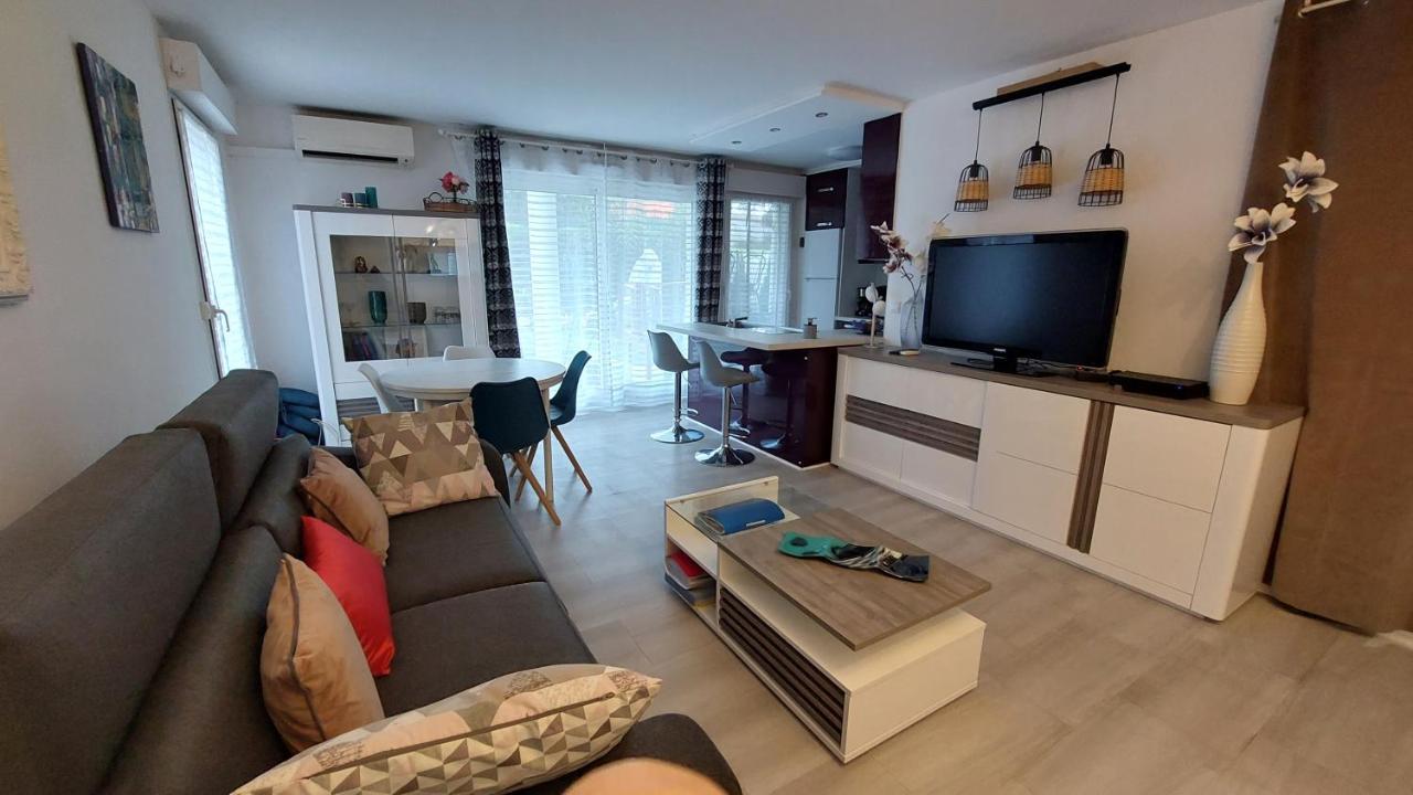 Charmant Appartement Residentiel Avec Terrasse, Jardin Privatif Et Piscine A Cannes Bagian luar foto
